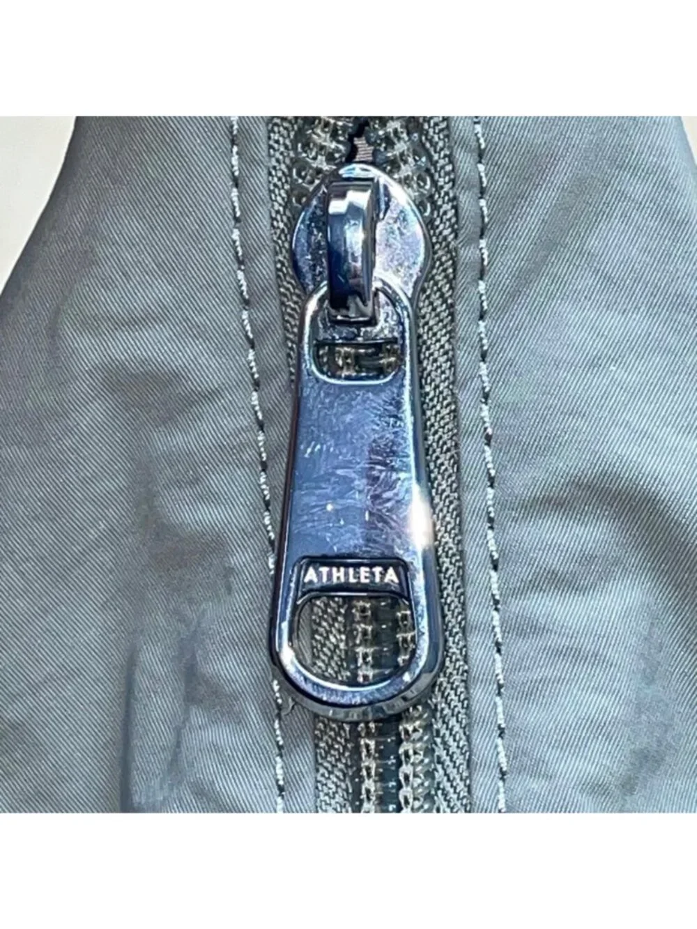 Athleta Women’s Green Nylon Adjustable Strap Anytime Crescent Crossbody Bag